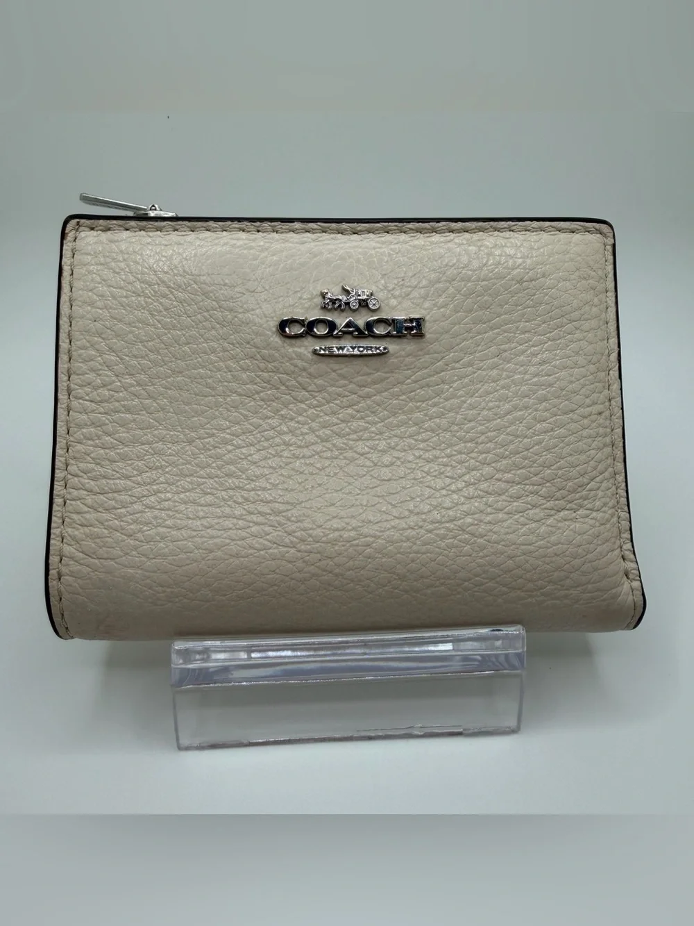 Coach Pebbled Leather Compact Wallet in Chalk Cream